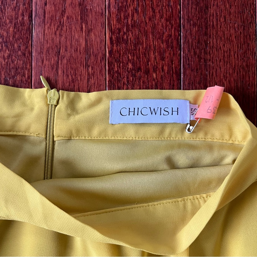 ❌SOLD Chic Wish Crop Top and Chiffon Maxi Skirt 2-piece set - XS - Picture 8 of 16